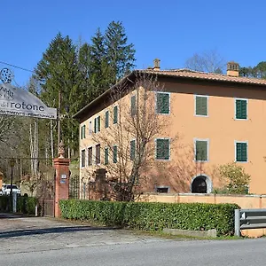 Landhuis Molino Del Rotone, Buti